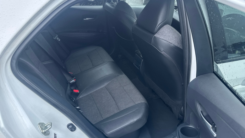 Toyota Corolla 2.0 VVT-i Hybrid Design 5dr CVT Hybrid Hatchback